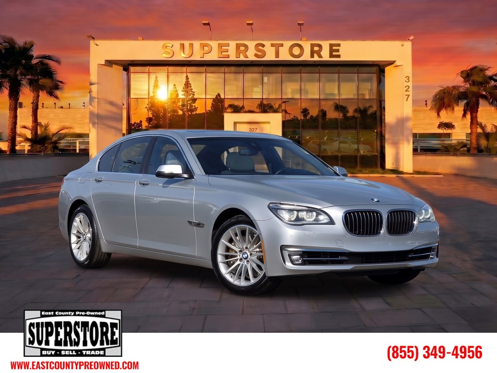 2015 BMW 7 Series 750i's photo