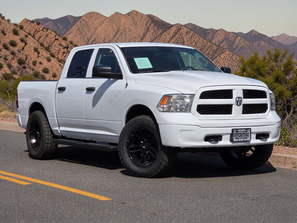 2017 RAM 1500 Tradesman Crew Cab 4WD