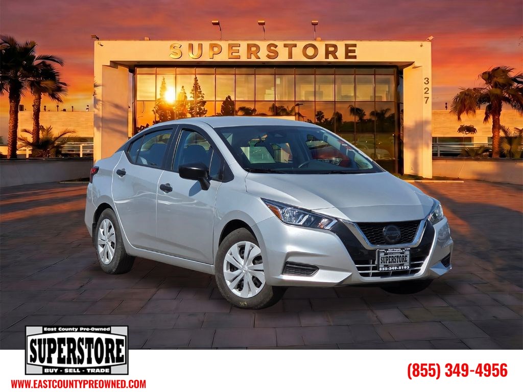 2021 Nissan Versa 1.6 S MT's photo