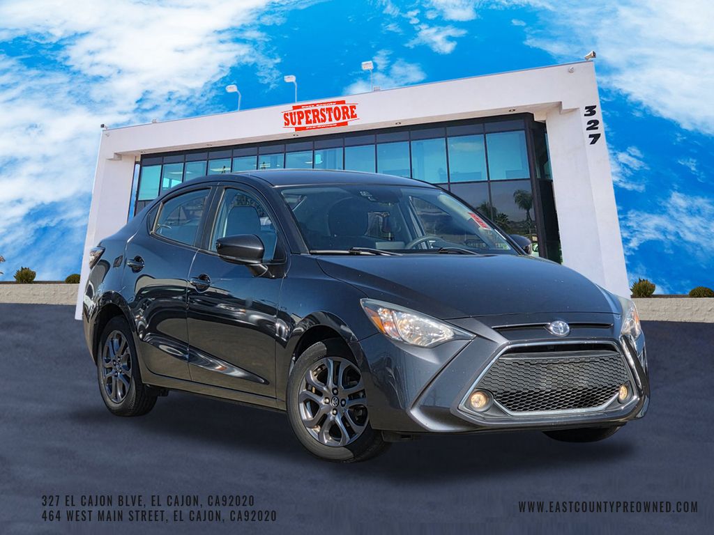 2019 Toyota Yaris Sedan FWD