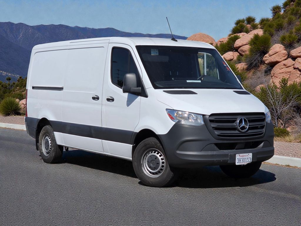 2023 Mercedes-Benz Sprinter Cargo 1500 144 RWD