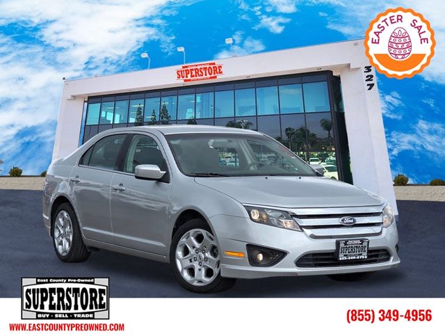 Ingot Silver Metallic 2011 Ford Fusion SE Sedan Front-Wheel Drive Manual
