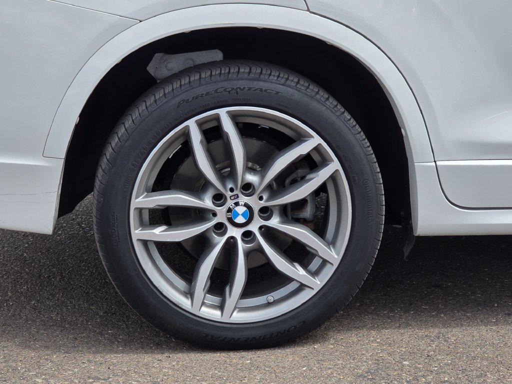Photo 10 of this BMW X3