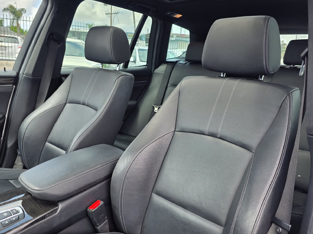 Photo 20 of this BMW X3