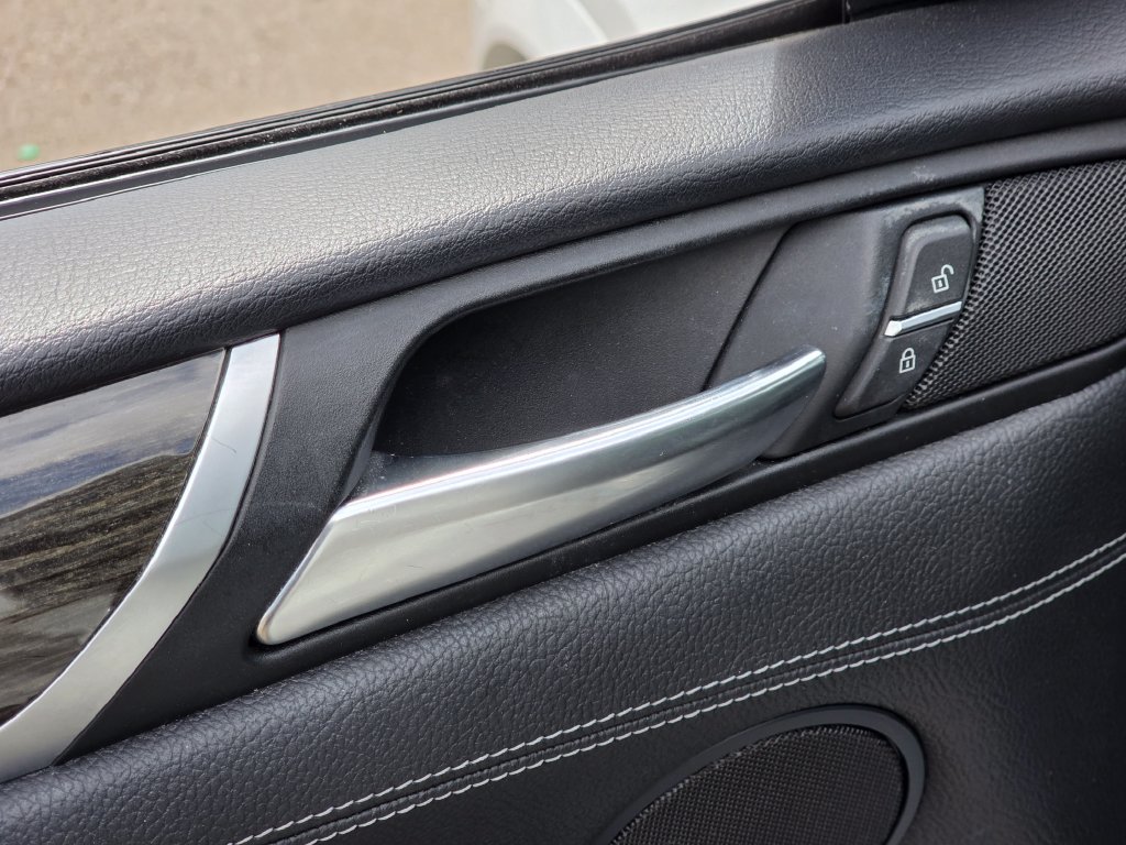 Photo 28 of this BMW X3