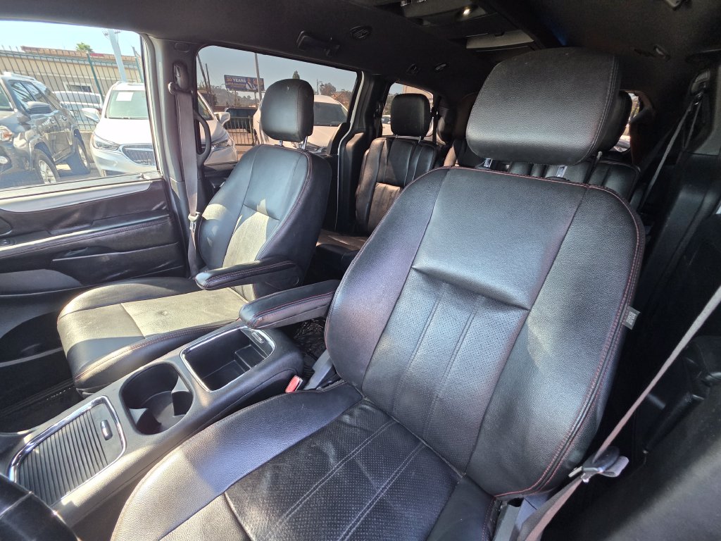 Photo 20 of this Dodge Grand Caravan