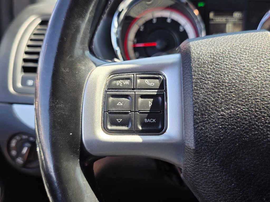 Photo 28 of this Dodge Grand Caravan