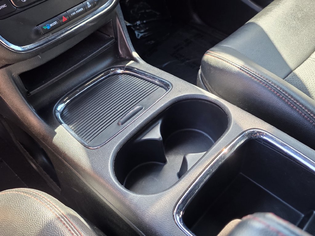 Photo 32 of this Dodge Grand Caravan