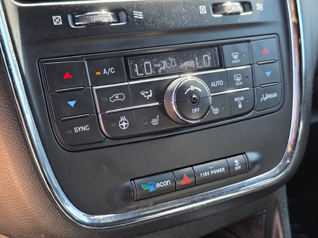 Photo 39 of this Dodge Grand Caravan