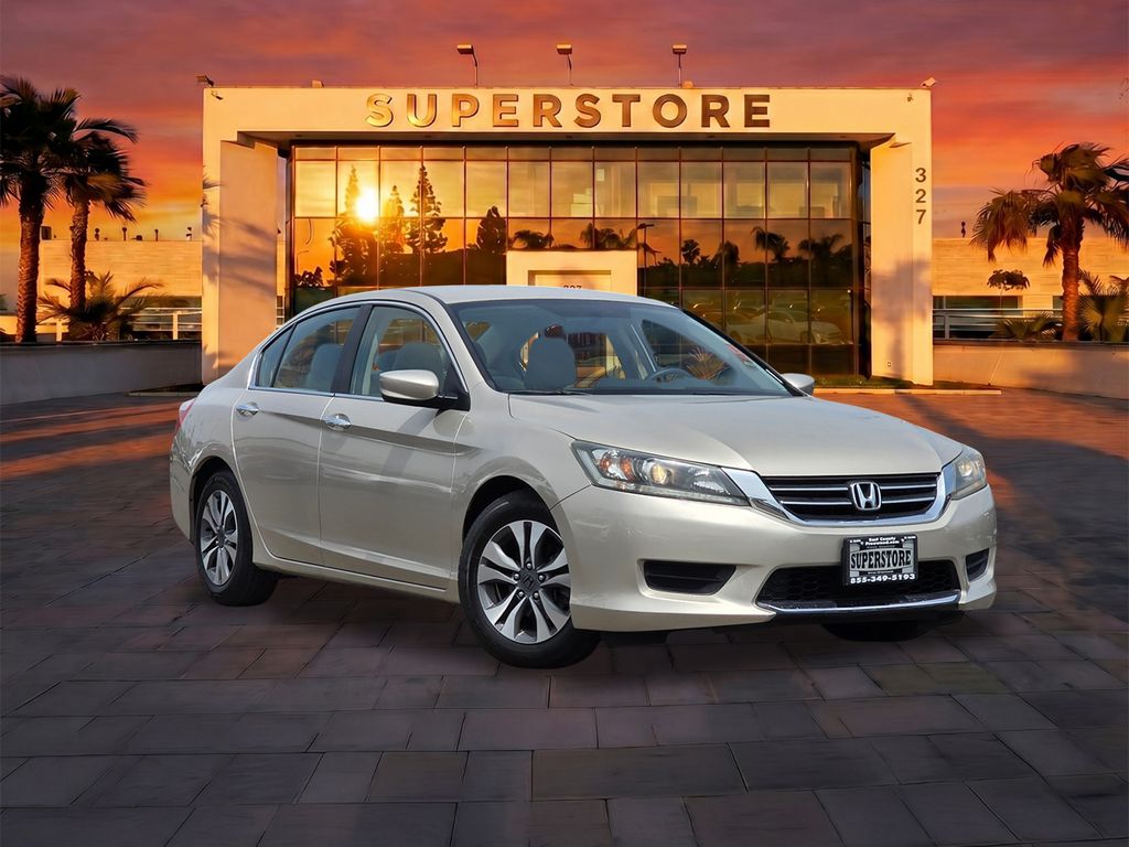 2013 Honda Accord LX Auto's photo
