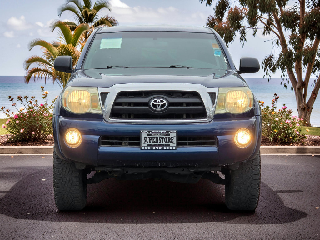 Photo 3 of this Toyota Tacoma