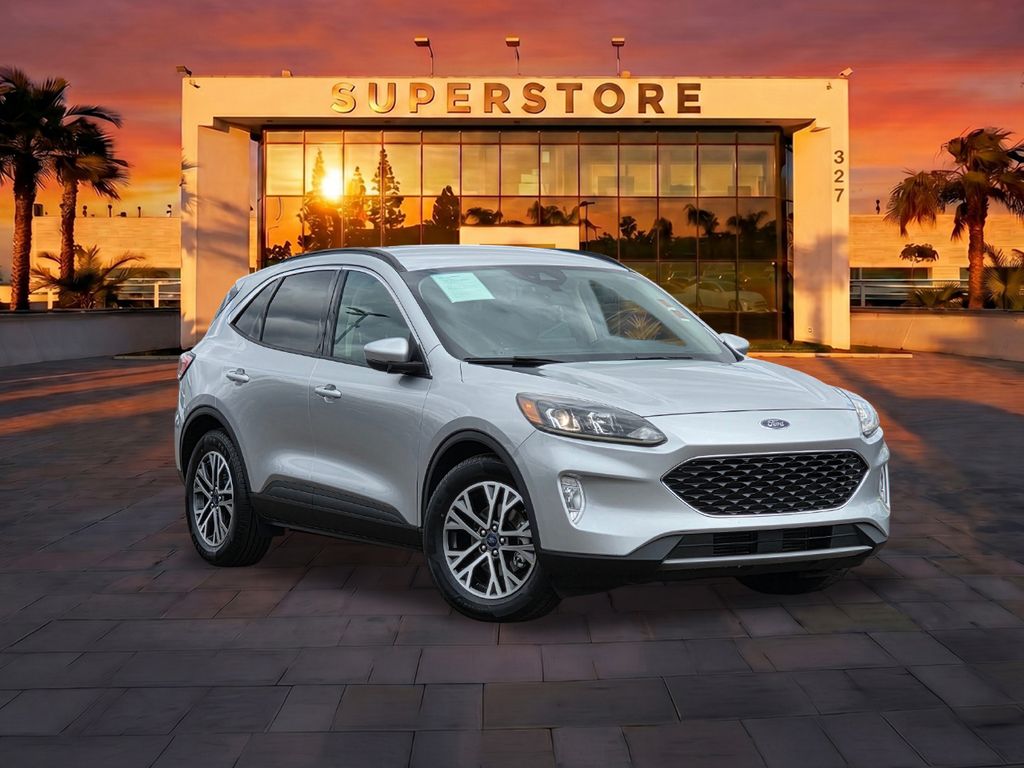 2020 Ford Escape SEL