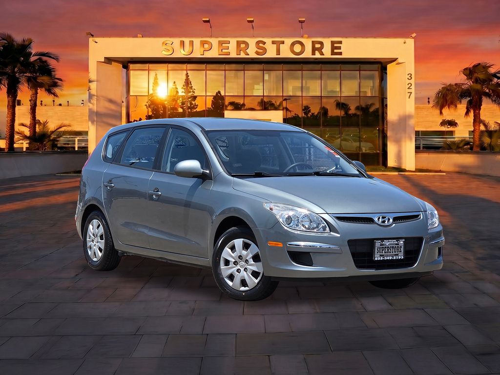2010 Hyundai Elantra Touring GLS A/T's photo