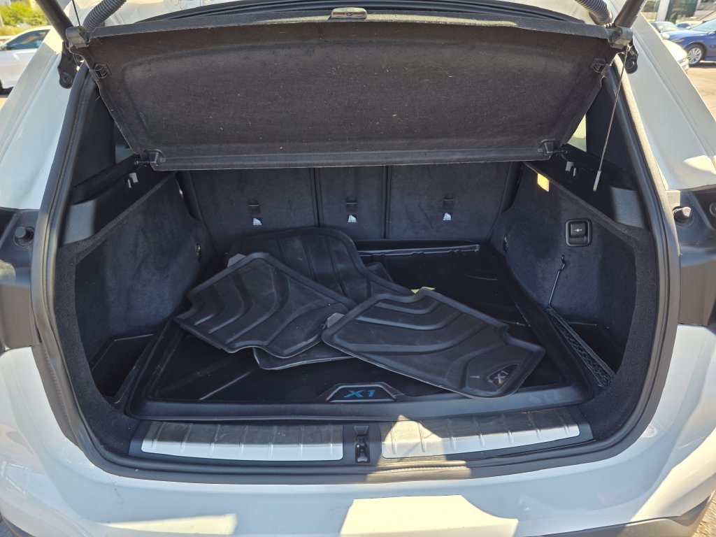 Photo 14 of this BMW X1