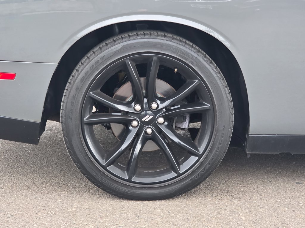 Photo 10 of this Dodge Challenger