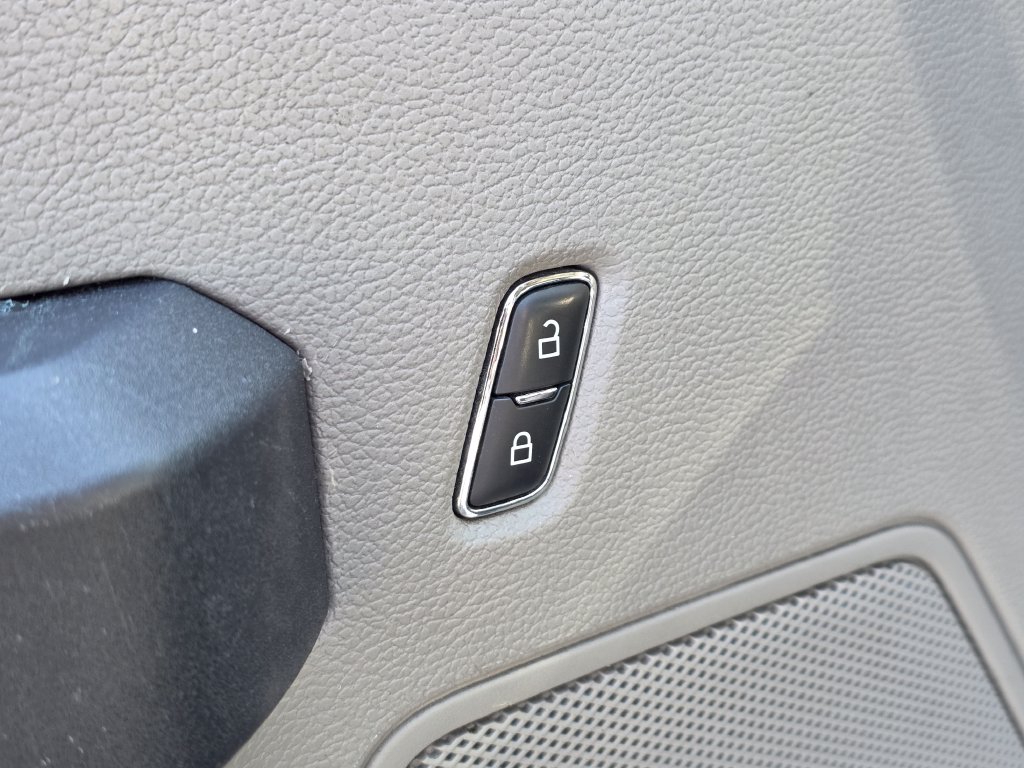 Photo 21 of this Ford F-150