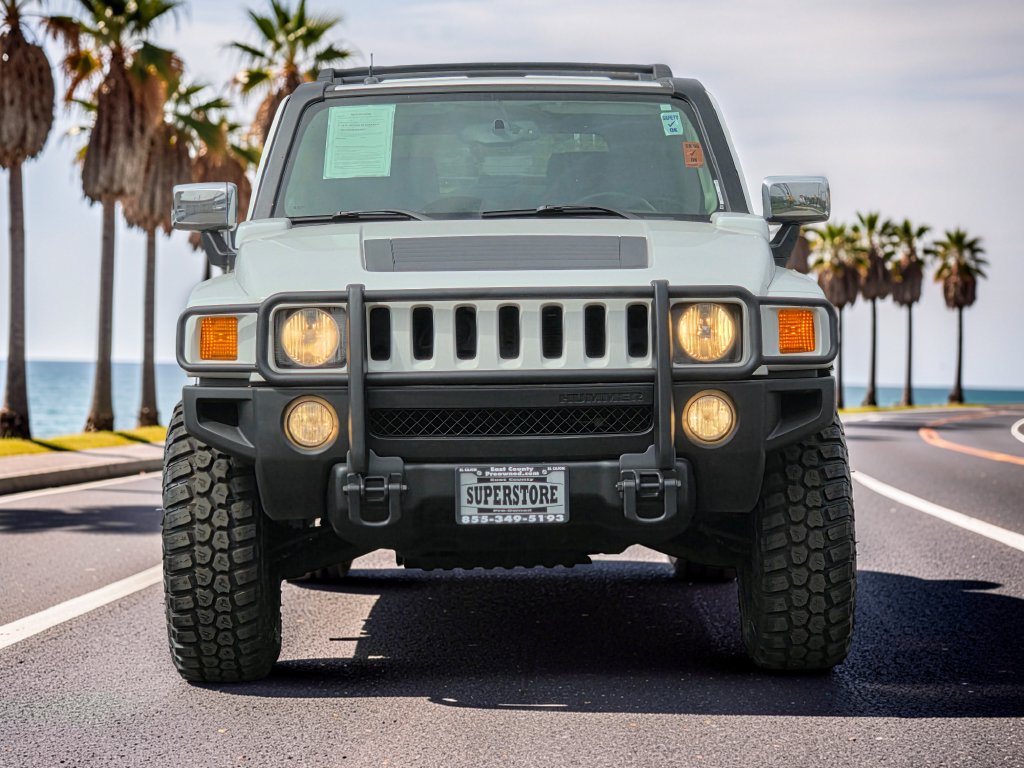 Photo 4 of this HUMMER H3
