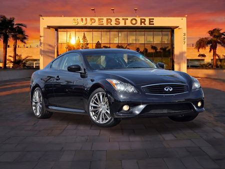 2015 INFINITI Q60 Coupe Journey