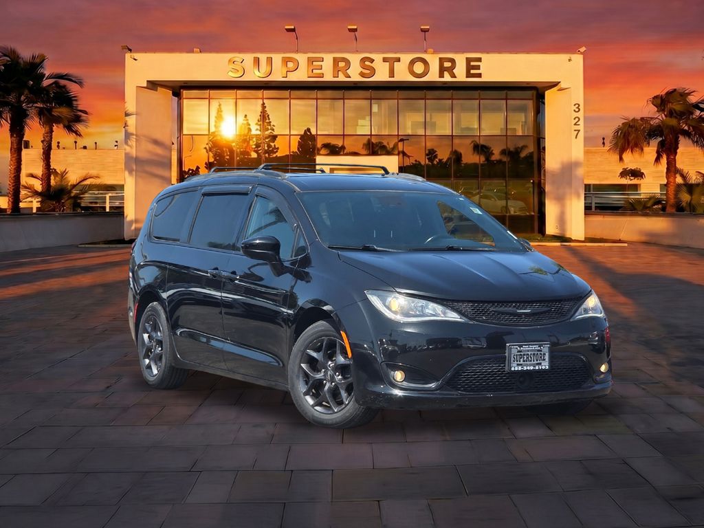 2019 Chrysler Pacifica Touring L Plus