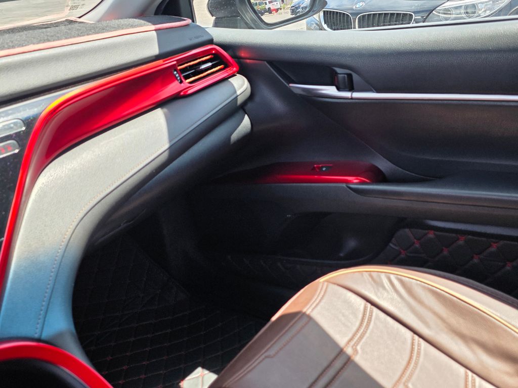 Photo 11 of this Toyota Camry