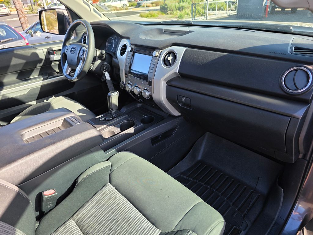 Photo 10 of this Toyota Tundra 4WD
