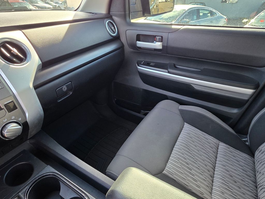 Photo 37 of this Toyota Tundra 4WD