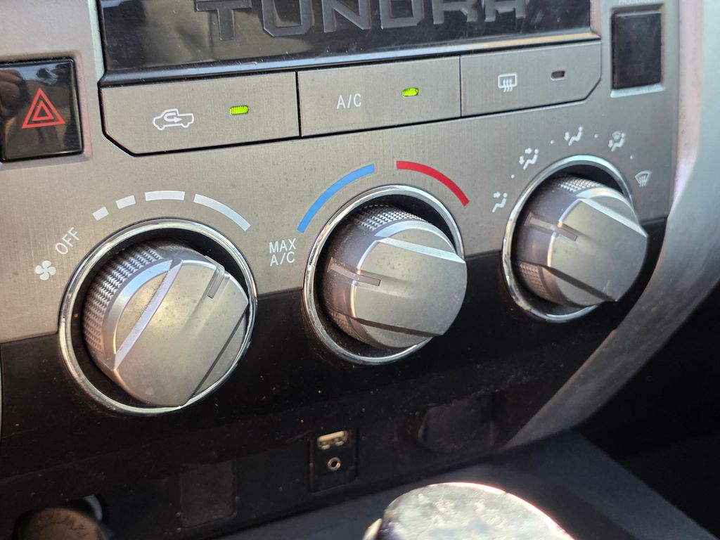 Photo 41 of this Toyota Tundra 4WD