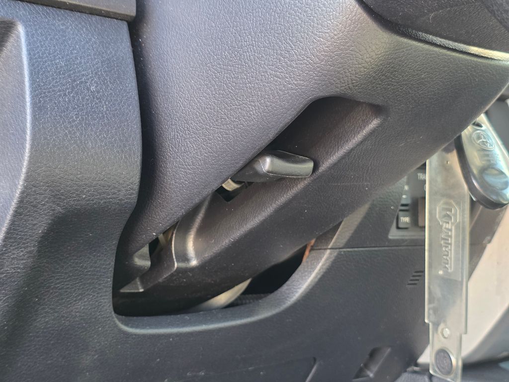 Photo 44 of this Toyota Tundra 4WD