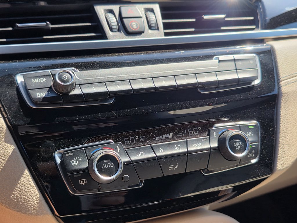 Photo 39 of this BMW X1