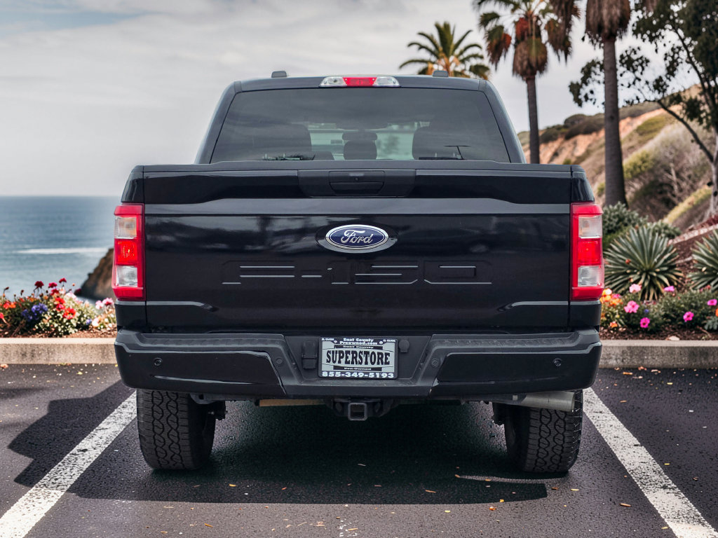 Photo 6 of this Ford F-150