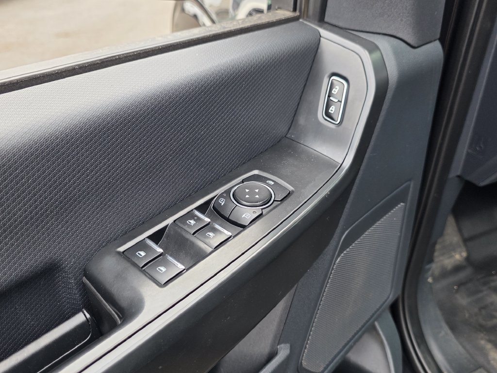 Photo 24 of this Ford F-150