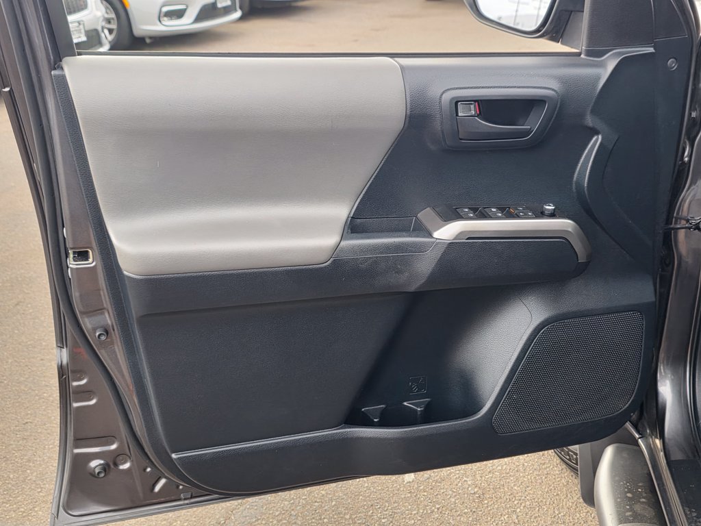 Photo 22 of this Toyota Tacoma