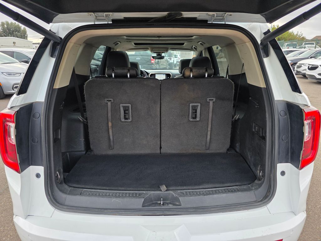Photo 15 of this GMC Acadia