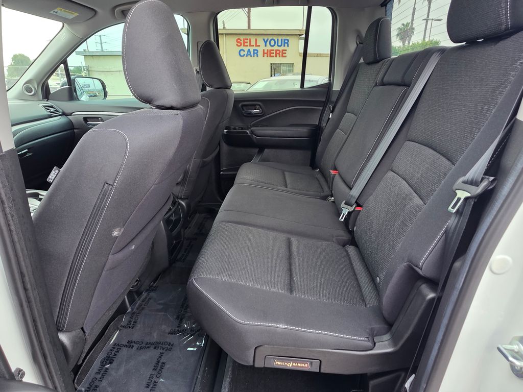 Photo 18 of this Honda Ridgeline