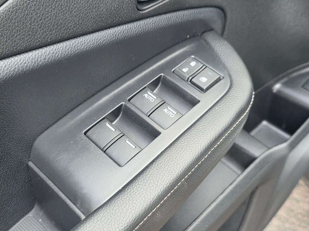 Photo 24 of this Honda Ridgeline