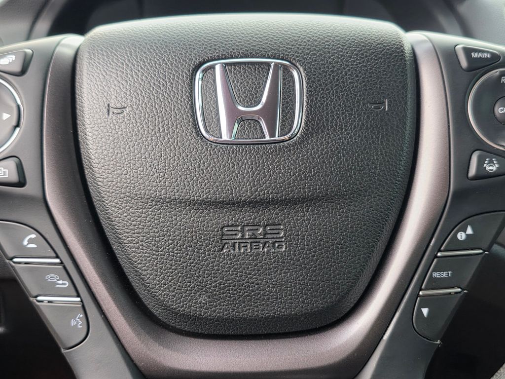 Photo 28 of this Honda Ridgeline