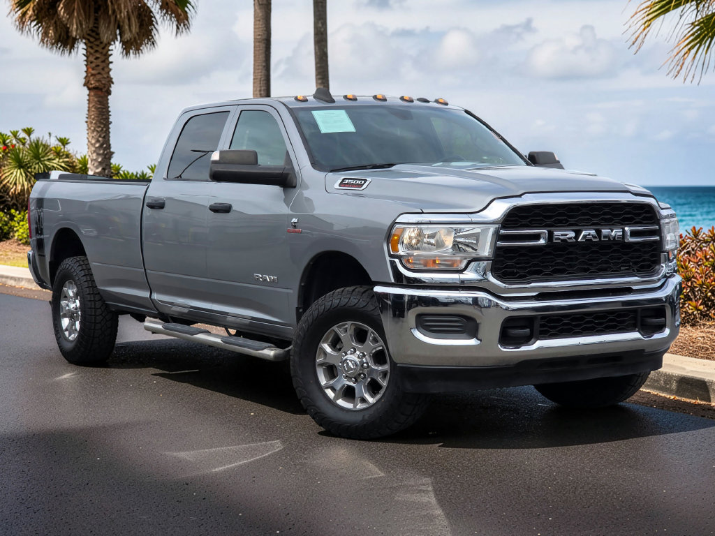 Photo 2 of this Ram 3500