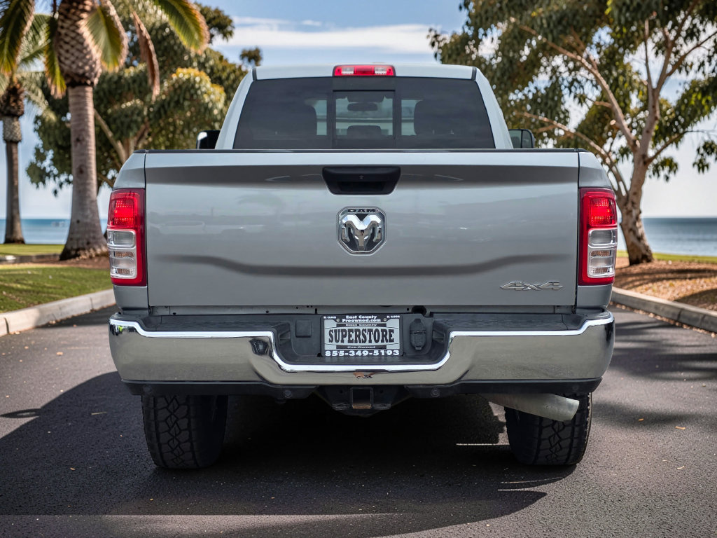 Photo 7 of this Ram 3500