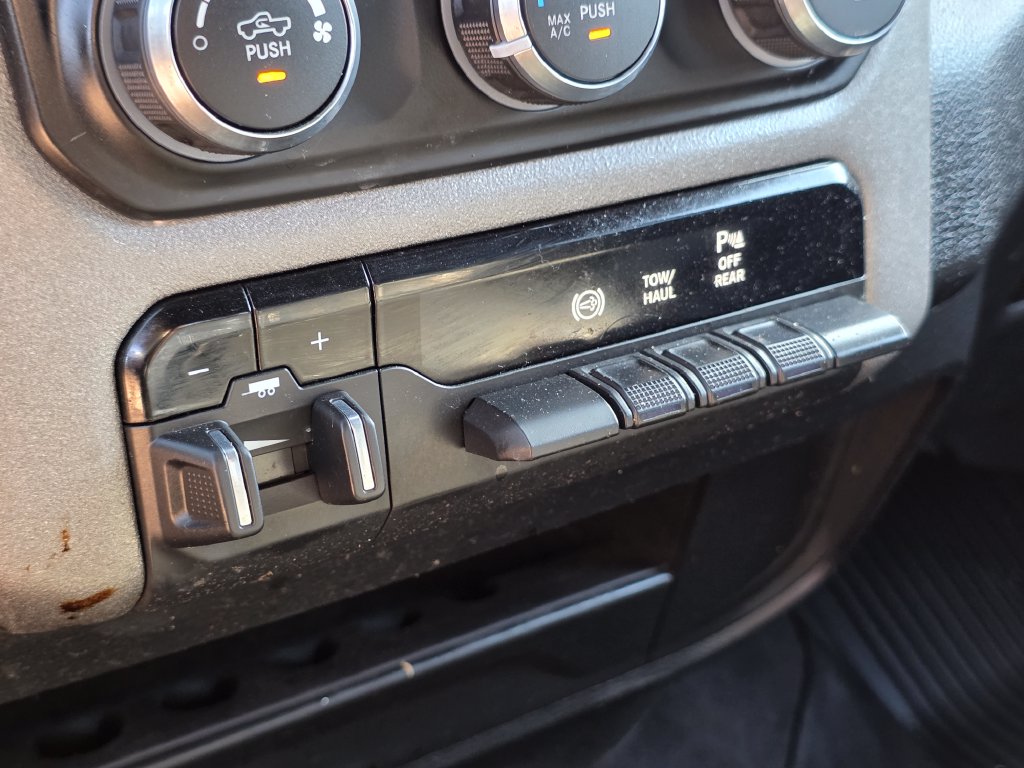 Photo 38 of this Ram 3500