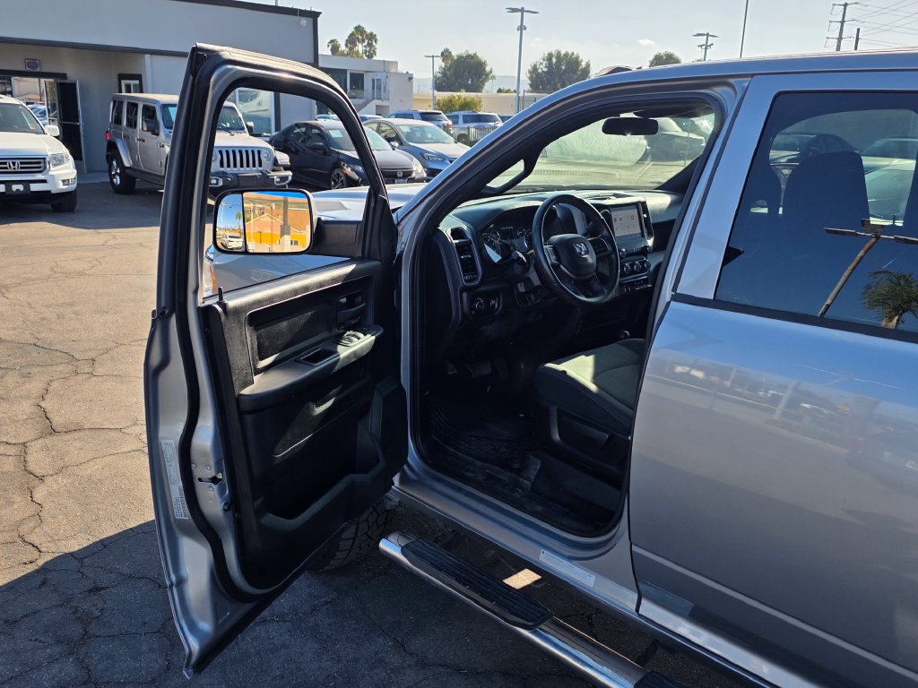 Photo 44 of this Ram 3500