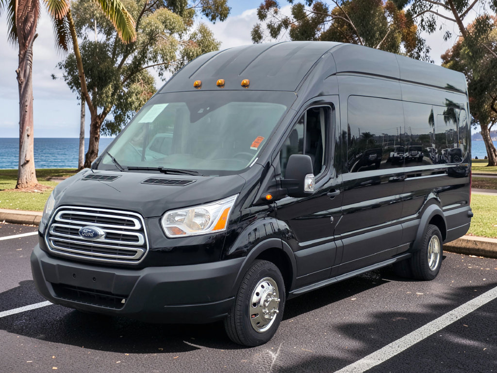 Photo 5 of this Ford Transit Wagon