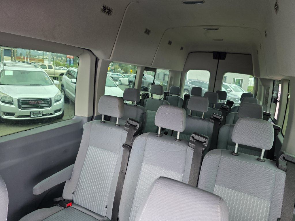 Photo 27 of this Ford Transit Wagon