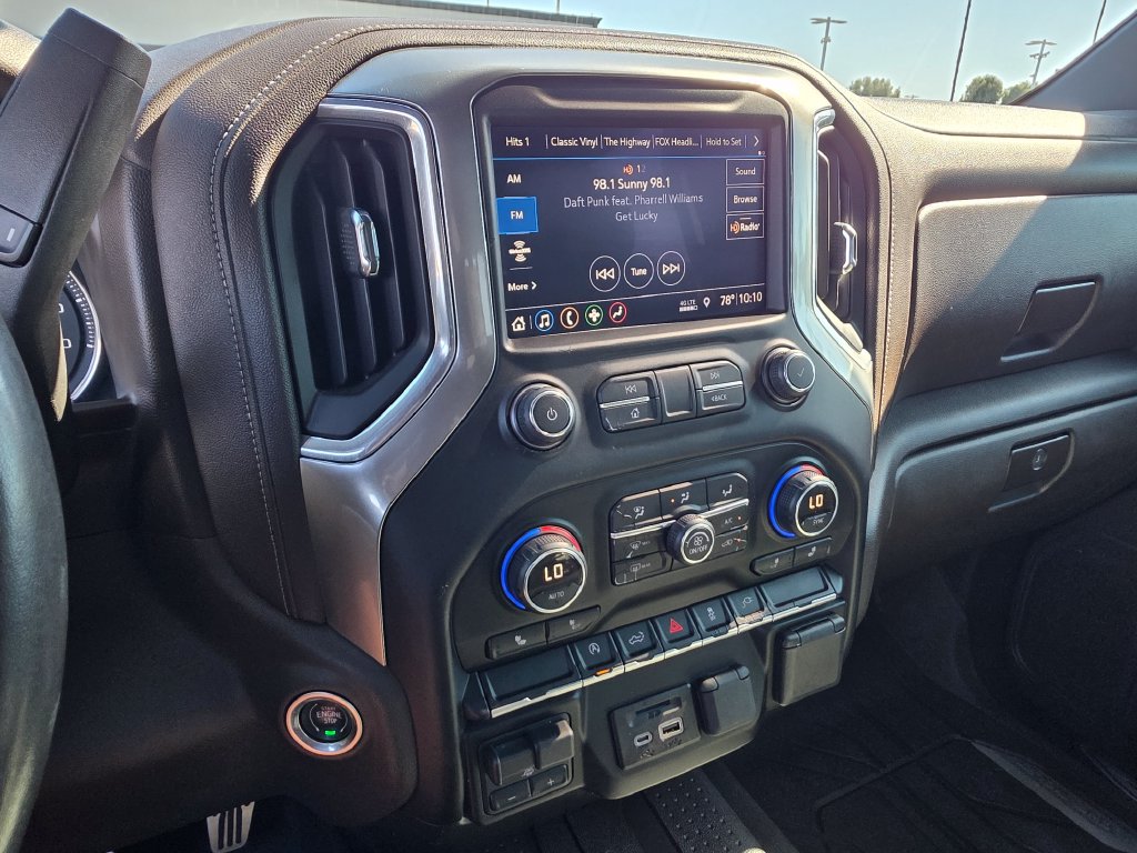 Photo 31 of this Chevrolet Silverado 1500