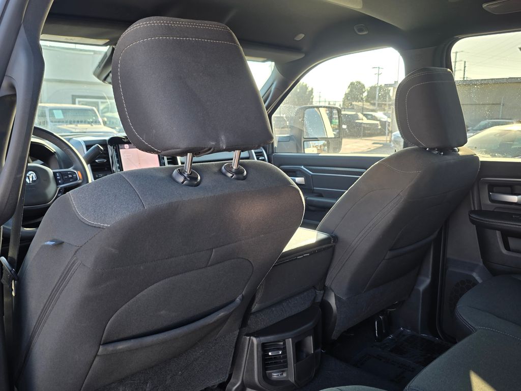Photo 21 of this Ram 3500