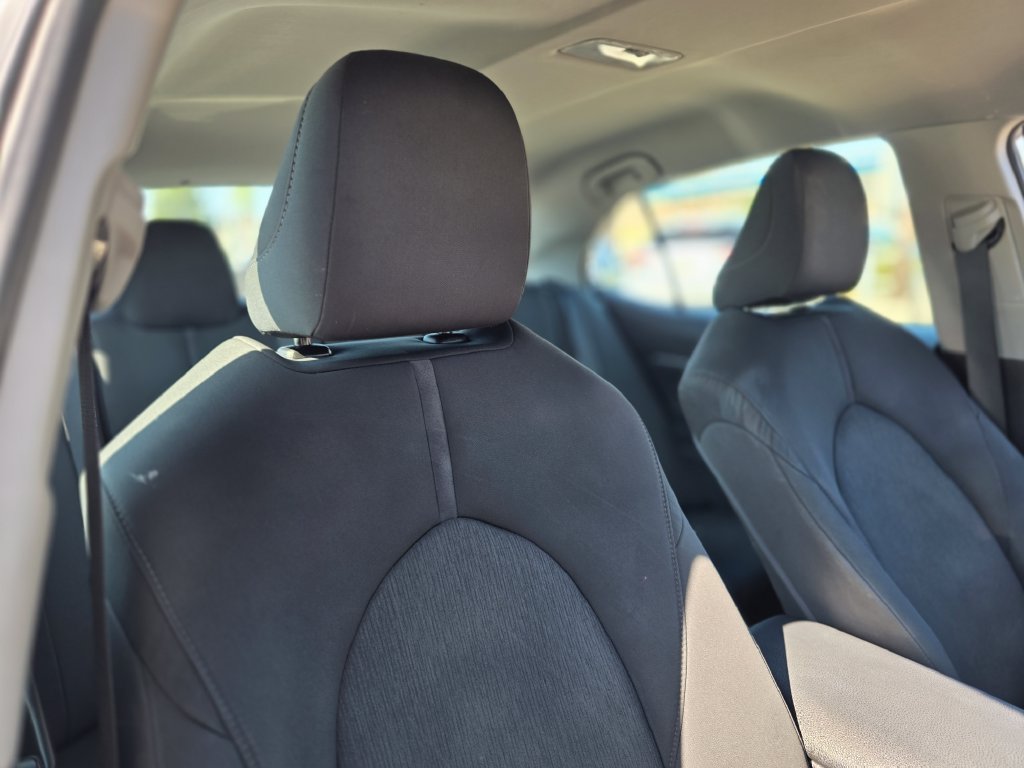 Photo 13 of this Toyota Camry
