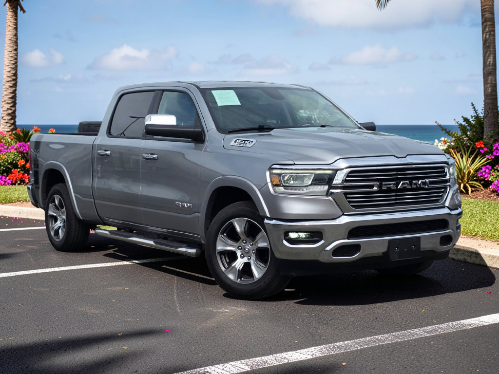 Photo 2 of this Ram 1500