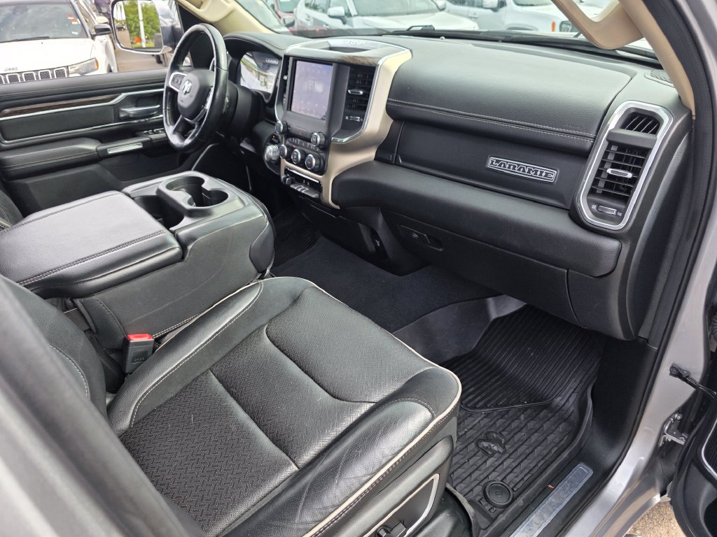 Photo 11 of this Ram 1500