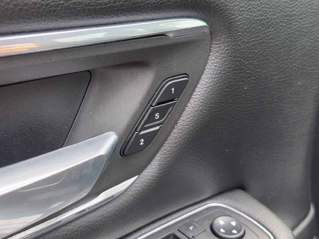 Photo 26 of this Ram 1500