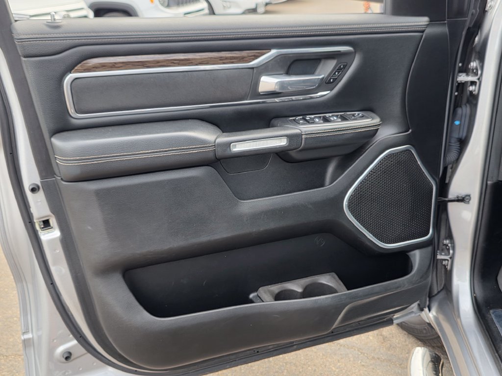 Photo 24 of this Ram 1500