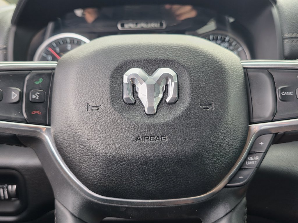 Photo 29 of this Ram 1500